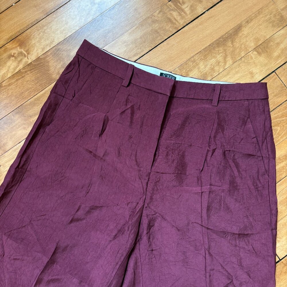 J. Crew Essential wide-leg pant in textured satin in Wilshire Red - Size 2 - Picture 2 of 7
